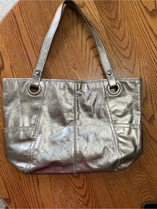 Fossil Handbags - Fossil Metallic Silver Leather Tote Bag - Stylish Everyday Shoulder Bag